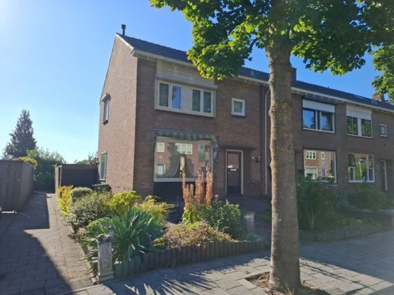 Veenstraat 19